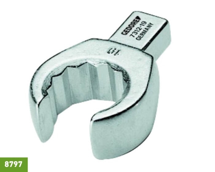 Rectangular flared end fitting
